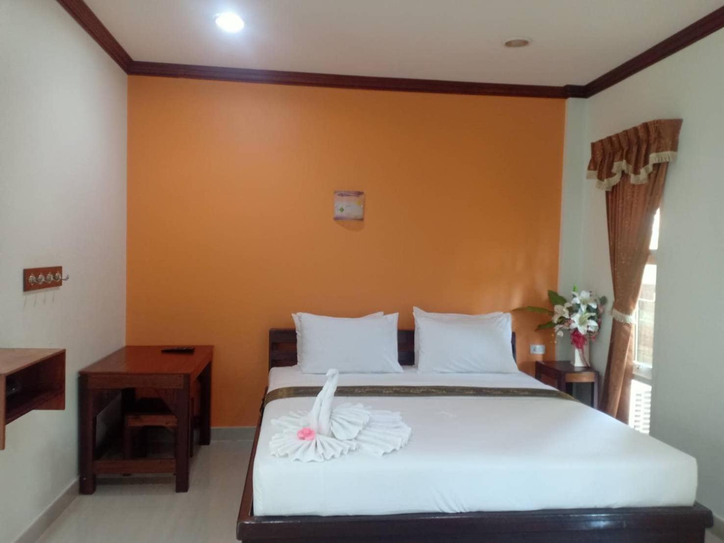 Capital O 75415 Nanthachart Riverview Resort Samut Songkhram Eksteriør bilde